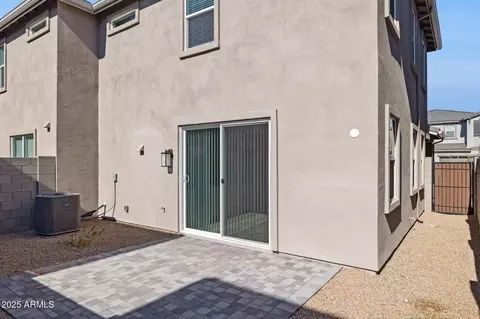 5843 E Covey Ln, Phoenix, AZ 85054 photo 4