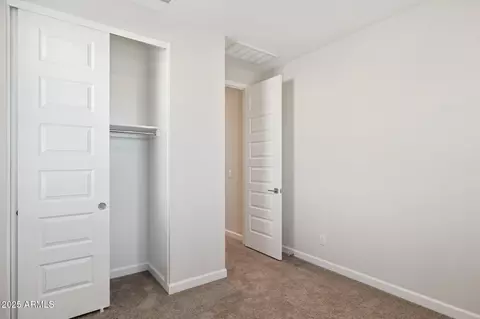 5843 E Covey Ln, Phoenix, AZ 85054 photo 23