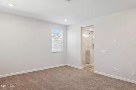 5843 E Covey Ln, Phoenix, AZ 85054 photo 13