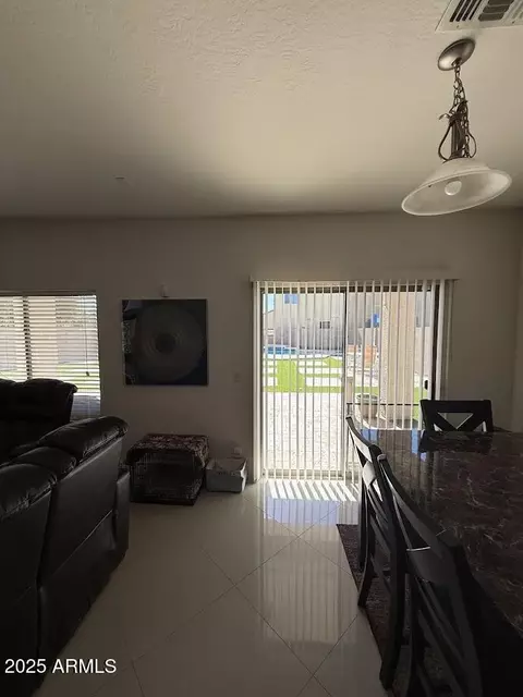 Dining - 7105 W Globe Ave, Phoenix, AZ 85043 photo 2 of 2