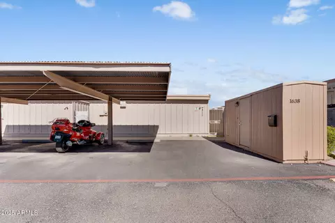 Exterior - 1638 E Donner Dr, Tempe, AZ 85282 photo 3 of 4