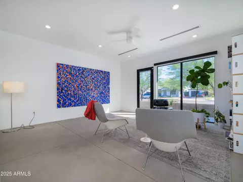 Living - 1526 E Coronado Rd, Phoenix, AZ 85006 photo 1 of 3