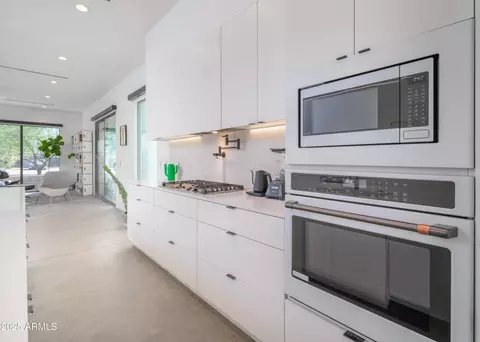 Kitchen - 1526 E Coronado Rd, Phoenix, AZ 85006 photo 3 of 3
