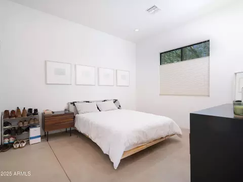 Bedroom - 1526 E Coronado Rd, Phoenix, AZ 85006 photo 4 of 6