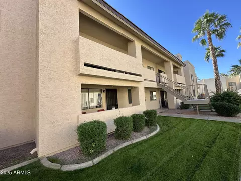 145 N 74th St #122, Mesa, AZ 85207