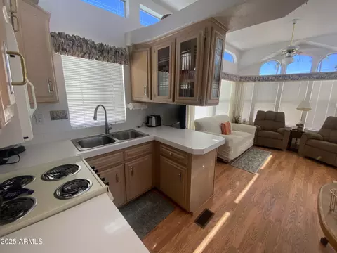 2072 W Klamath Ave, Apache Junction, AZ 85119 photo 6