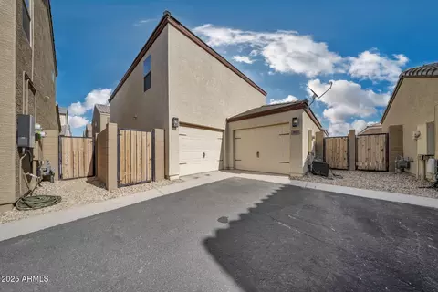 3937 S 79th Ln, Phoenix, AZ 85043