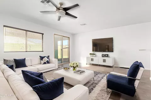 17466 W Echo Ln, Waddell, AZ 85355
