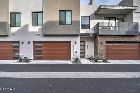 901 S Smith Rd #1045, Tempe, AZ 85281