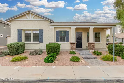 324 N 56th Pl, Mesa, AZ 85205