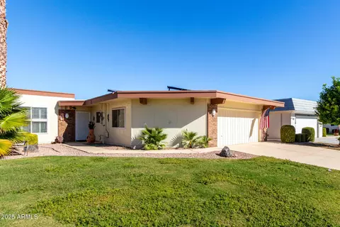 10544 W Pineaire Dr, Sun City, AZ 85351