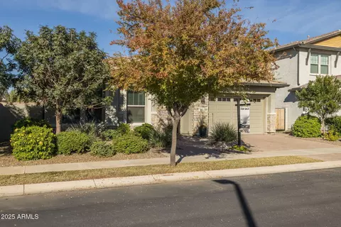 Exterior - 9914 E Torino Ave, Mesa, AZ 85212 photo 4 of 13