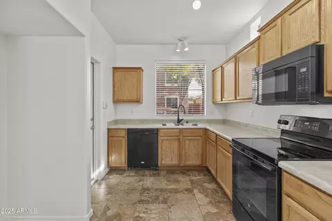 Kitchen - 961 E Redondo Dr, Gilbert, AZ 85296 photo 2 of 2