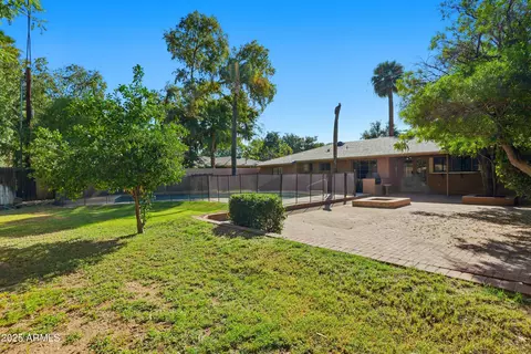 Exterior - 20 E Northview Ave, Phoenix, AZ 85020 photo 3 of 4