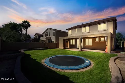 4089 E Wagon Cir, Gilbert, AZ 85297 photo 2