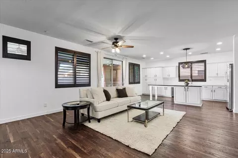 4089 E Wagon Cir, Gilbert, AZ 85297 photo 11