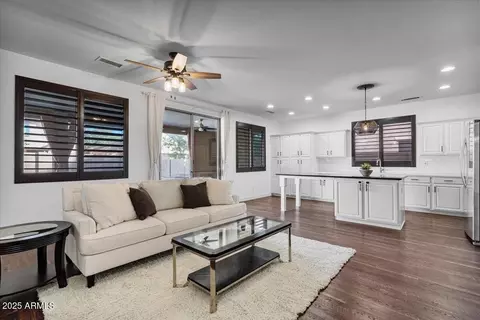 4089 E Wagon Cir, Gilbert, AZ 85297 photo 12