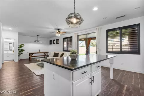 4089 E Wagon Cir, Gilbert, AZ 85297 photo 10