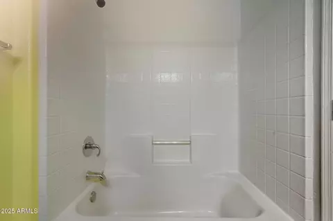 Bath - 2101 S Meridian Rd #354, Apache Junction, AZ 85120 photo 2 of 6