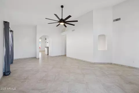 Living - 4341 N 32nd Way, Phoenix, AZ 85018 photo 5 of 6