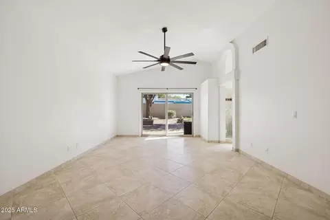 Living - 4341 N 32nd Way, Phoenix, AZ 85018 photo 6 of 6