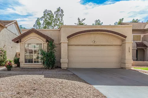 1323 W Manor St, Chandler, AZ 85224