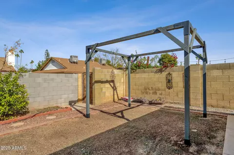 Exterior - 1704 E Bell De Mar Dr, Tempe, AZ 85283 photo 9 of 12