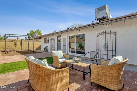 Exterior - 1704 E Bell De Mar Dr, Tempe, AZ 85283 photo 8 of 12