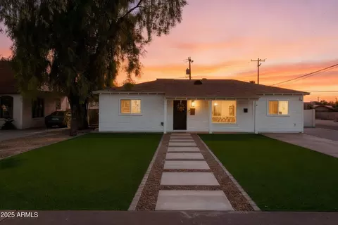 2201 E Weldon Ave, Phoenix, AZ 85016
