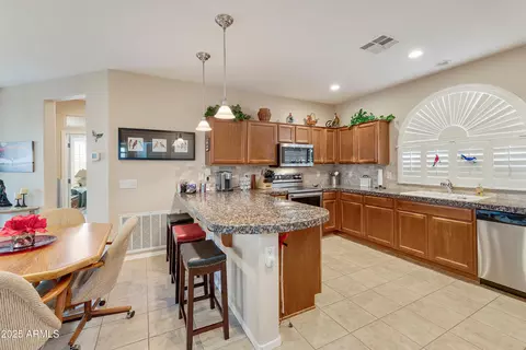 4245 E Ficus Way, Gilbert, AZ 85298 photo 10