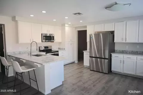 1644 E Laurel Ave, Gilbert, AZ 85234 photo 9
