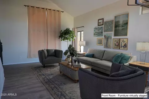 1644 E Laurel Ave, Gilbert, AZ 85234 photo 3