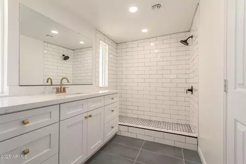 Bath - 528 N 97th St, Mesa, AZ 85207 photo 1 of 3