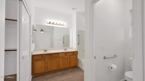 Bath - 1835 S Swan Dr, Gilbert, AZ 85295 photo 2 of 3