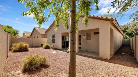 Exterior - 1835 S Swan Dr, Gilbert, AZ 85295 photo 2 of 13