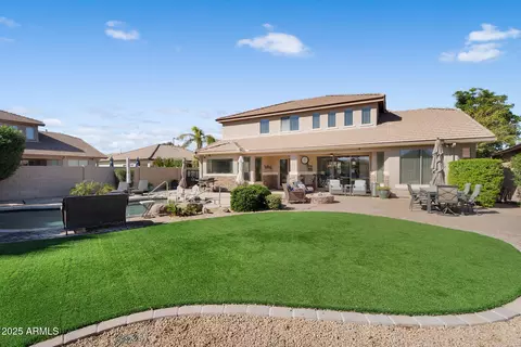 Exterior - 3837 E Meadowview Dr, Gilbert, AZ 85298 photo 4 of 9