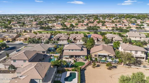 View/Area - 3837 E Meadowview Dr, Gilbert, AZ 85298 photo 1 of 8