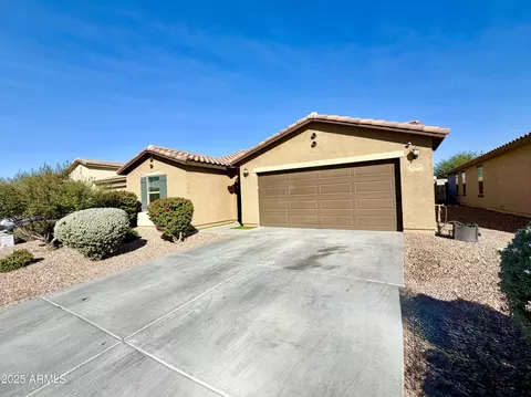 8208 W Sands Rd, Glendale, AZ 85303