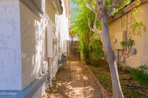 Exterior - 3333 E Long Lake Rd, Phoenix, AZ 85048 photo 5 of 9