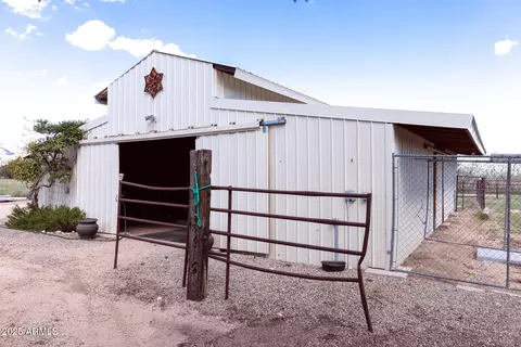 Other - 712 W Treasure Rd, Pearce, AZ 85625 photo 10 of 14