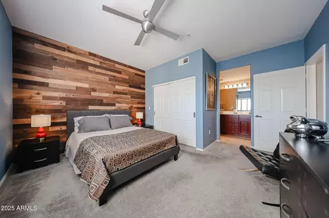 Bedroom - 920 E Devonshire Ave #4001, Phoenix, AZ 85014 photo 2 of 2