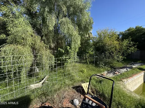 Exterior - 2245 W Hayward Ave, Phoenix, AZ 85021 photo 15 of 45