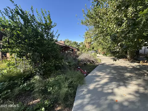Exterior - 2245 W Hayward Ave, Phoenix, AZ 85021 photo 33 of 45
