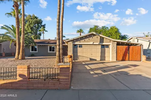 4450 W Ironwood Dr, Glendale, AZ 85302