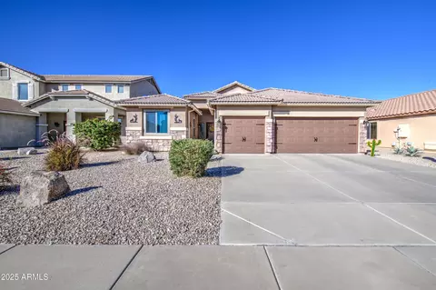 1518 W Agrarian Hills Dr, San Tan Valley, AZ 85142