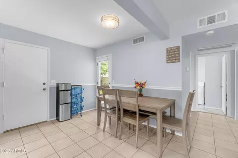Dining - 441 S Maple -- #95, Mesa, AZ 85206 photo 1 of 1