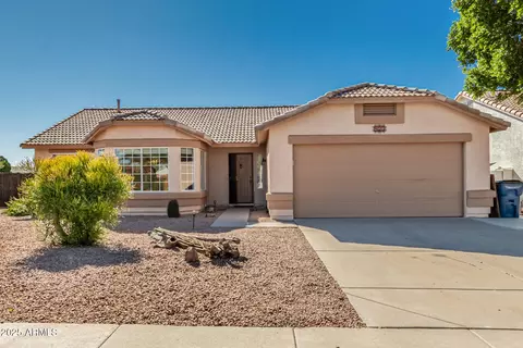823 W 14th Ave, Apache Junction, AZ 85120