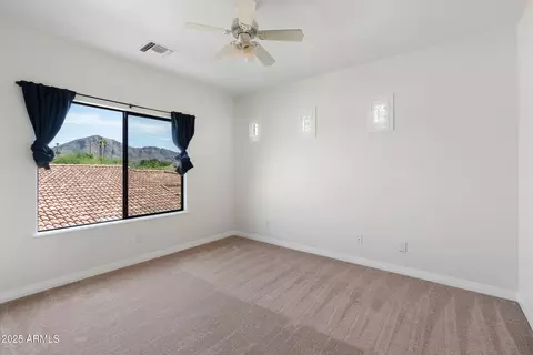 Bedroom - 3018 N 50th St, Phoenix, AZ 85018 photo 2 of 3