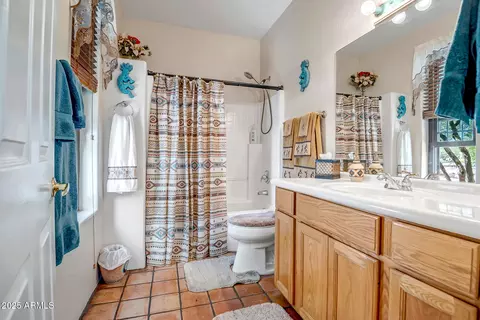 Bath - 35802 N 7th St, Phoenix, AZ 85086 photo 2 of 2