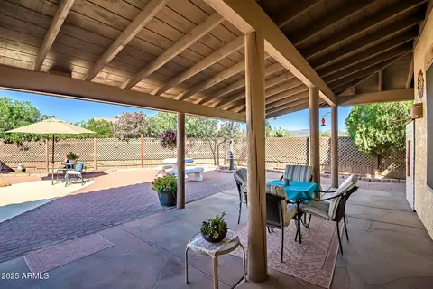 Exterior - 35802 N 7th St, Phoenix, AZ 85086 photo 3 of 8